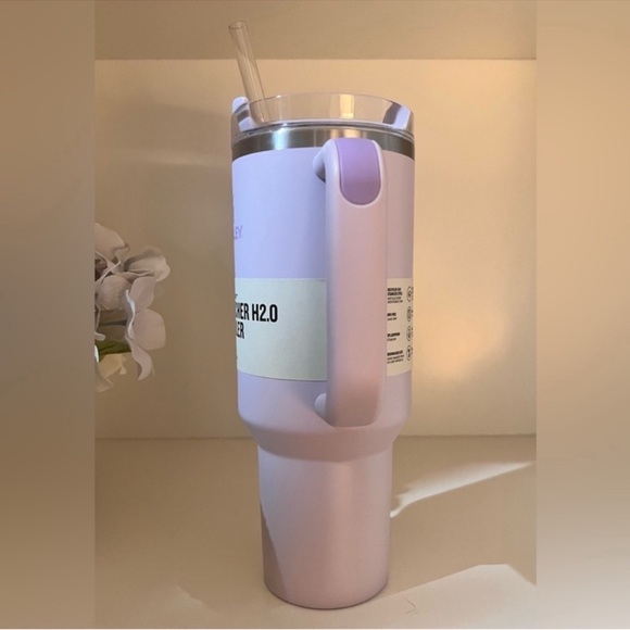 🎉LAST PIECE🎉Stanley 40 oz. Quencher H2.0 FlowState Tumbler Orchid - Picture 2 of 8